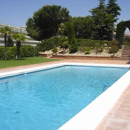 - Apartamento Francesc Cambo Апартаменты *